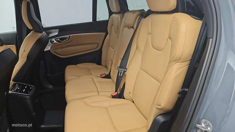 Volvo XC 90 21