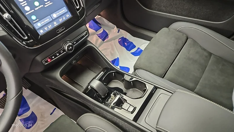 Volvo XC 40 18