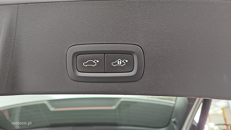 Volvo XC 40 24