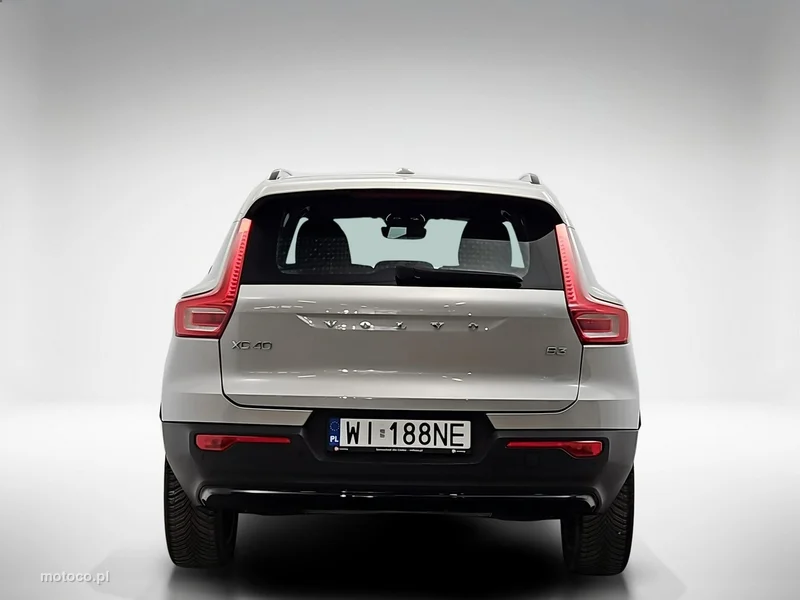 Volvo XC 40 4