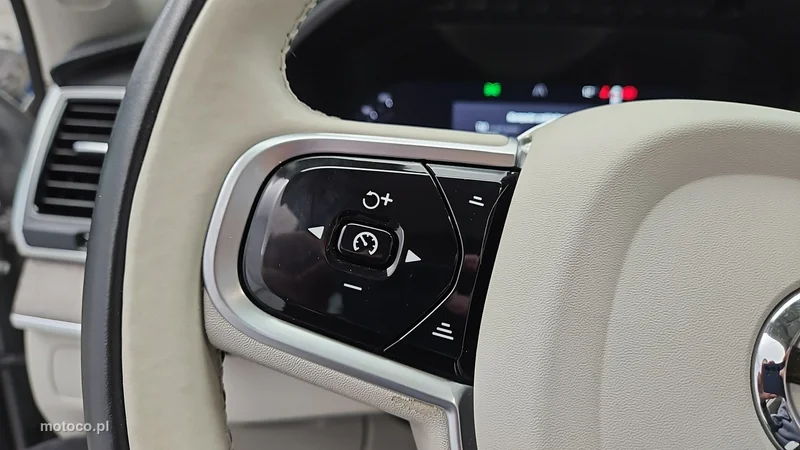 Volvo XC 90 16