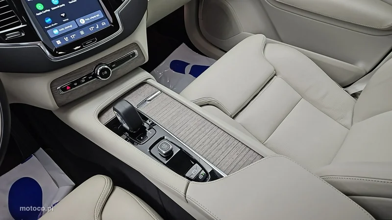 Volvo XC 90 18