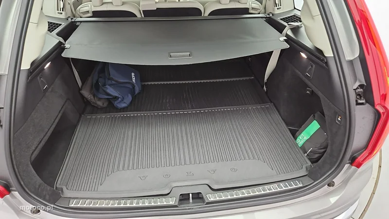 Volvo XC 90 24