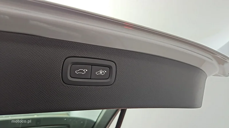 Volvo XC 90 25