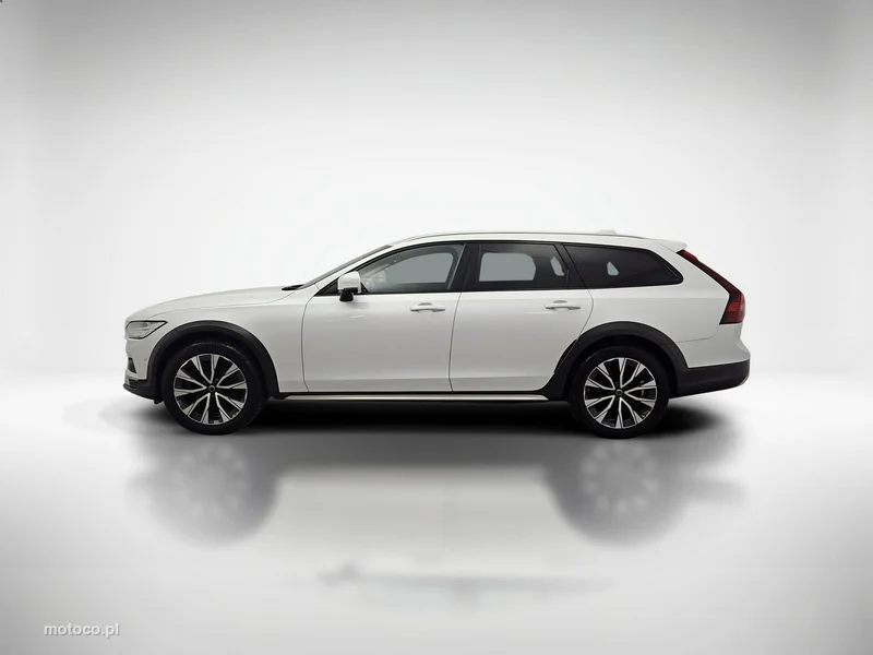 Volvo V90 Cross Country 2