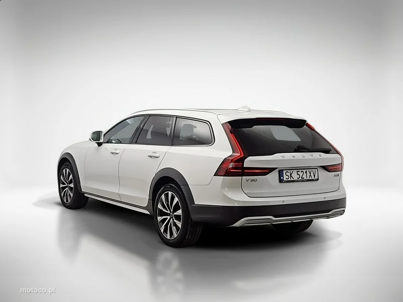 Volvo V90 Cross Country 3