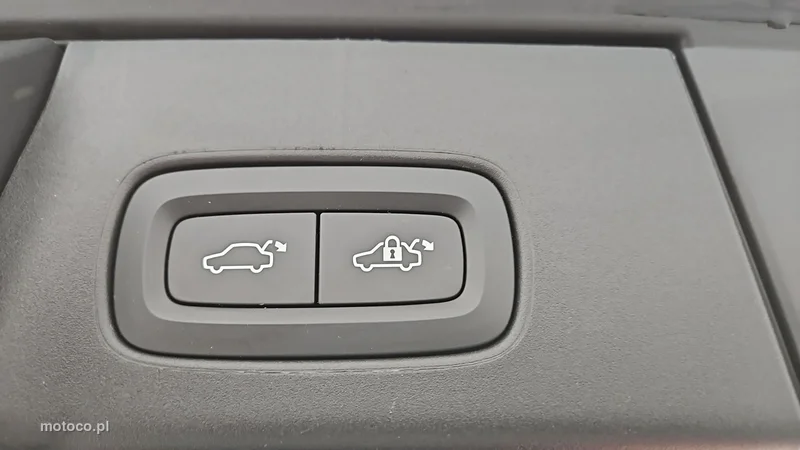 Volvo V90 Cross Country 25