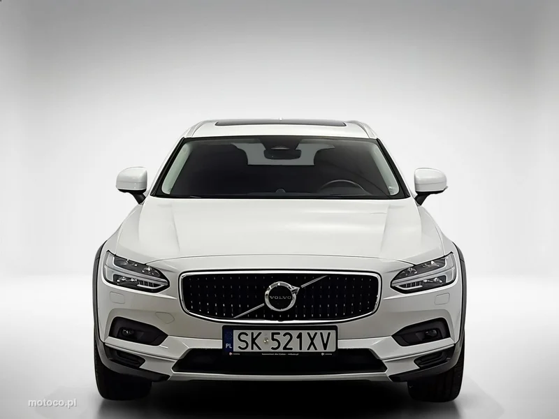 Volvo V90 Cross Country 8