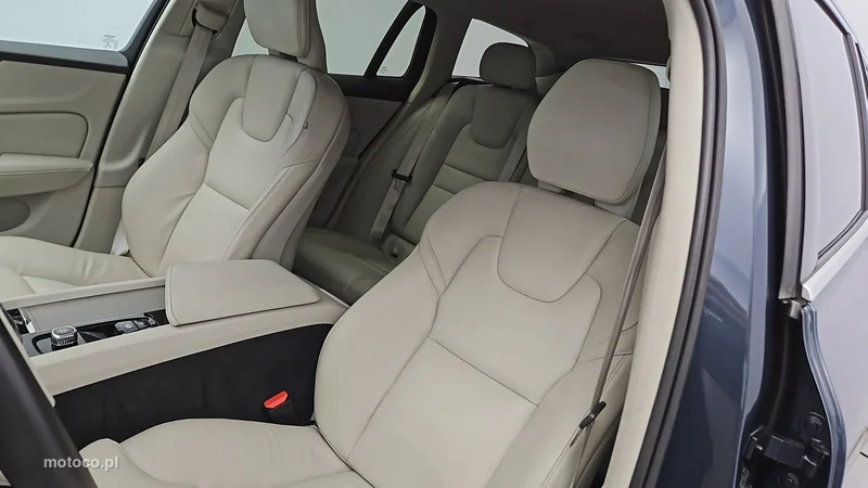 Volvo V60 11
