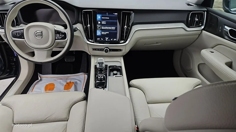 Volvo V60 13