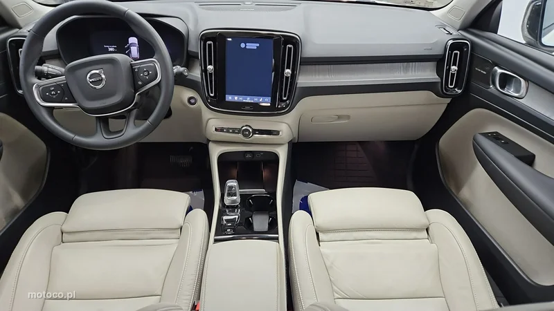 Volvo XC 40 13