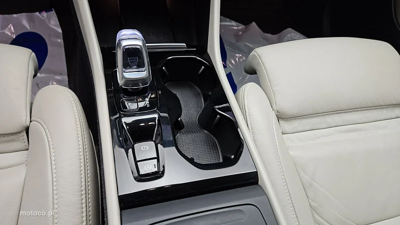 Volvo XC 40 18
