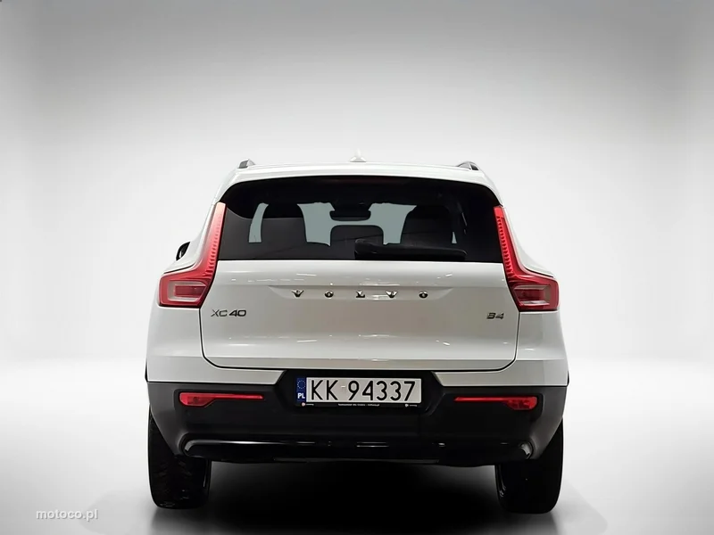 Volvo XC 40 4