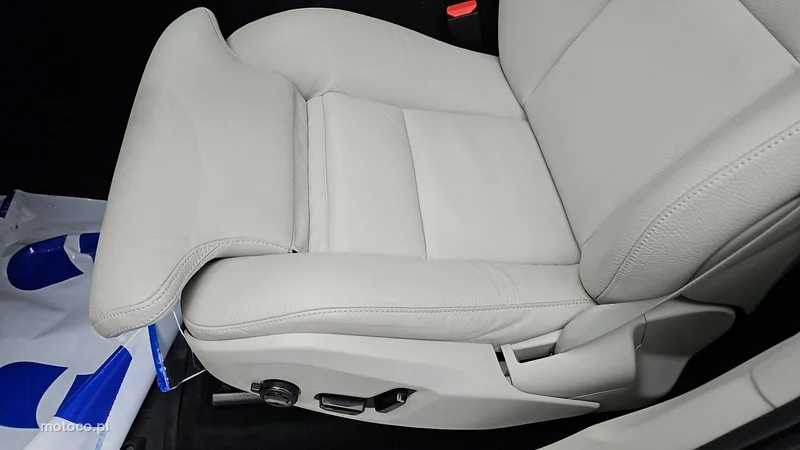 Volvo XC 60 12