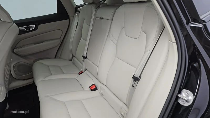Volvo XC 60 22