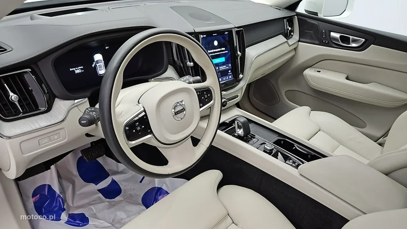 Volvo XC 60 9