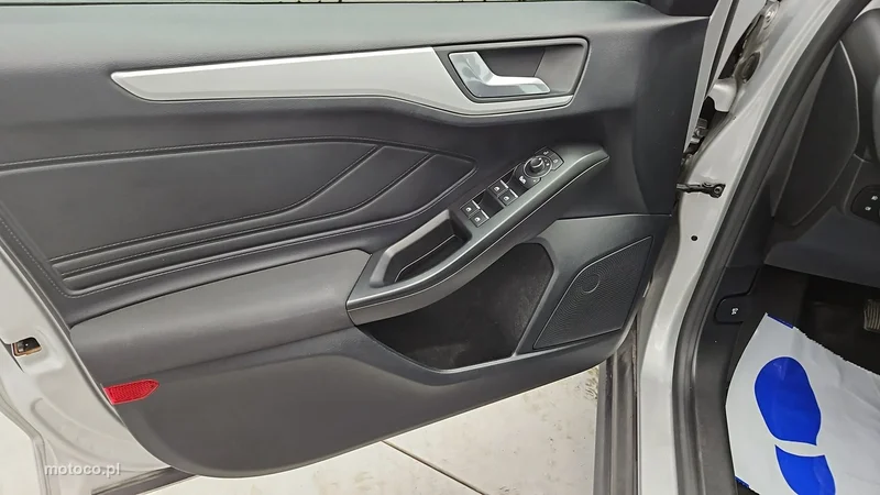 Ford Focus IV 10