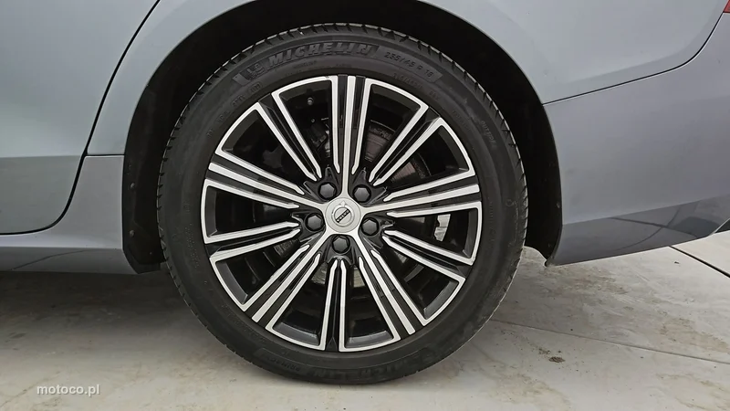 Volvo S60 24