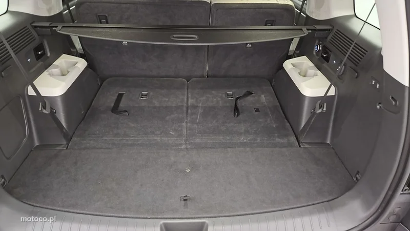 Hyundai SANTA FE 24