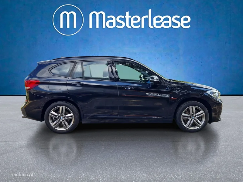BMW X1 U11 4