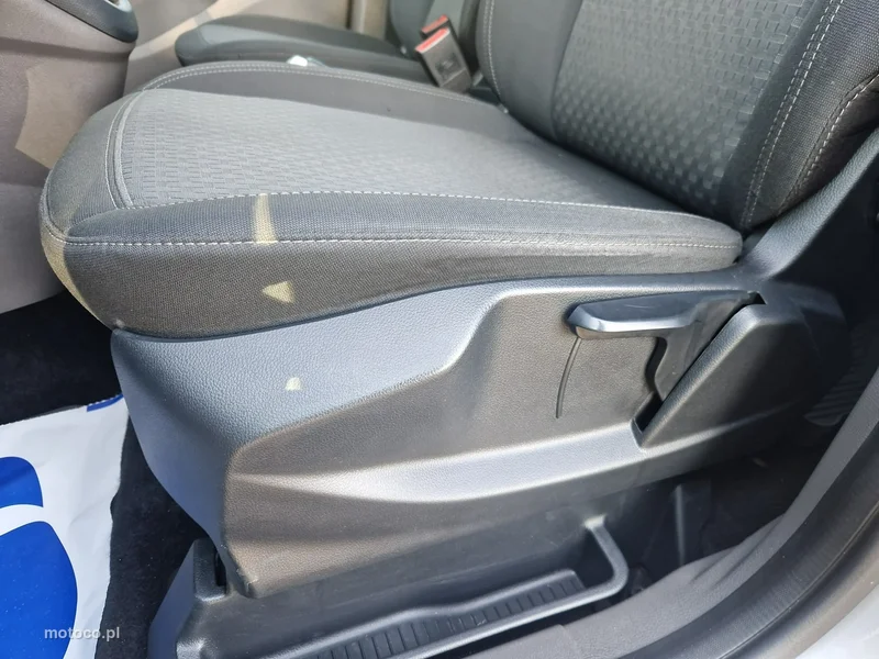 Ford Transit Connect 16