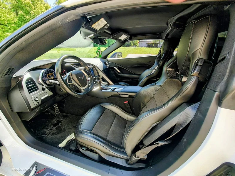 Chevrolet Corvette 24