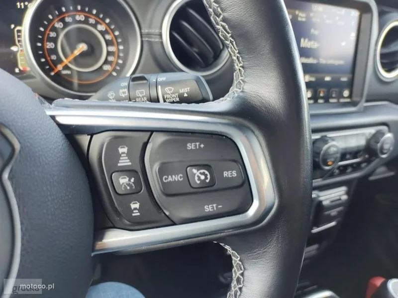 Jeep Wrangler 2