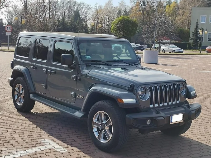 Jeep Wrangler 21