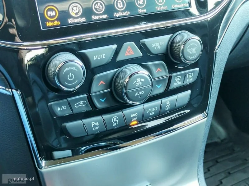 Jeep Grand Cherokee 13