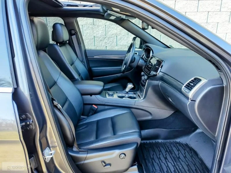 Jeep Grand Cherokee 16