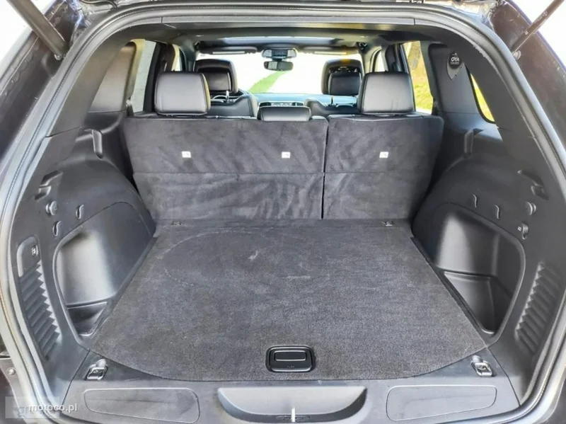 Jeep Grand Cherokee 22