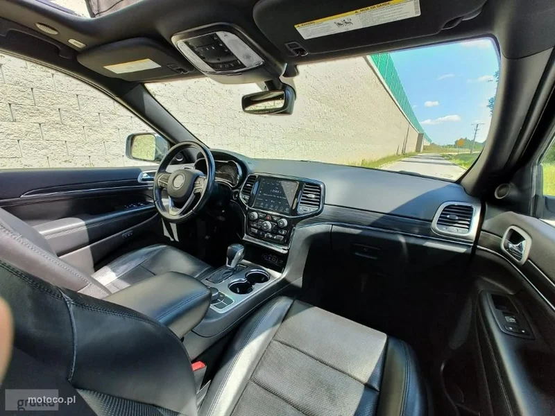 Jeep Grand Cherokee 20