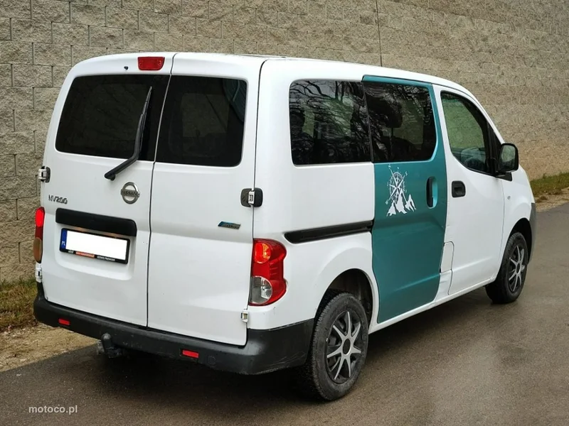 Nissan NV200 4