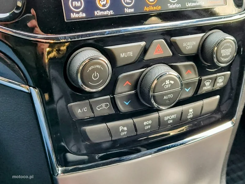 Jeep Grand Cherokee 15