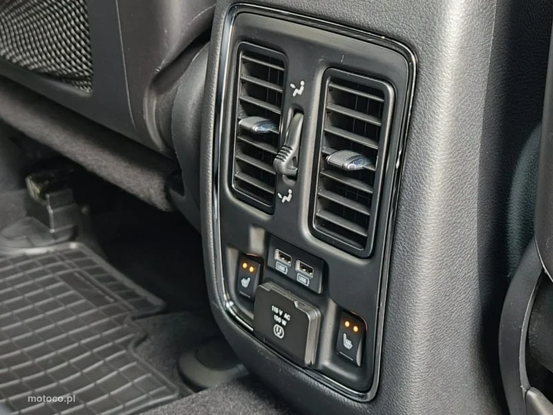 Jeep Grand Cherokee 24