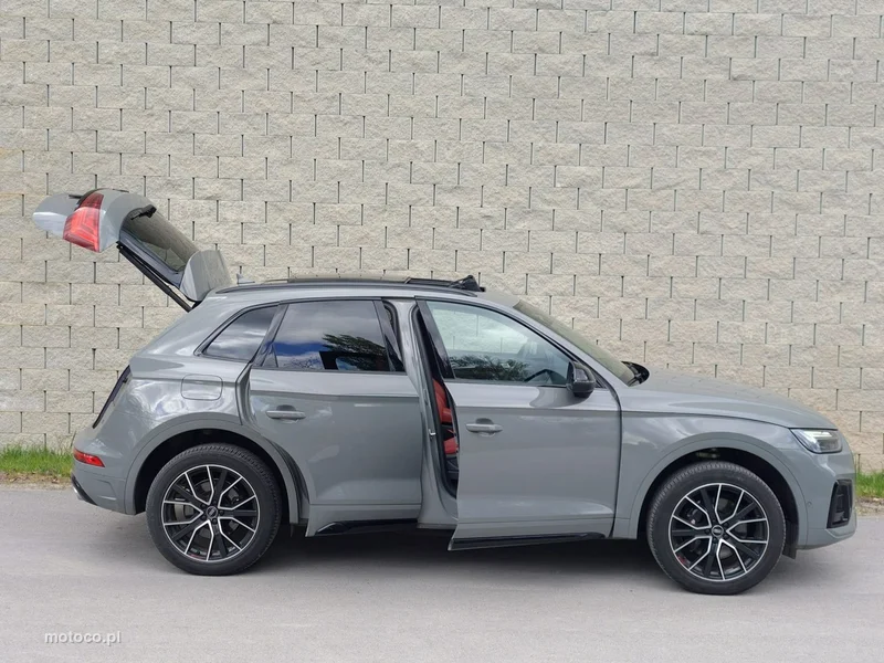 Audi SQ5 8