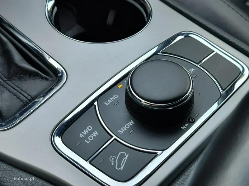 Jeep Grand Cherokee 20