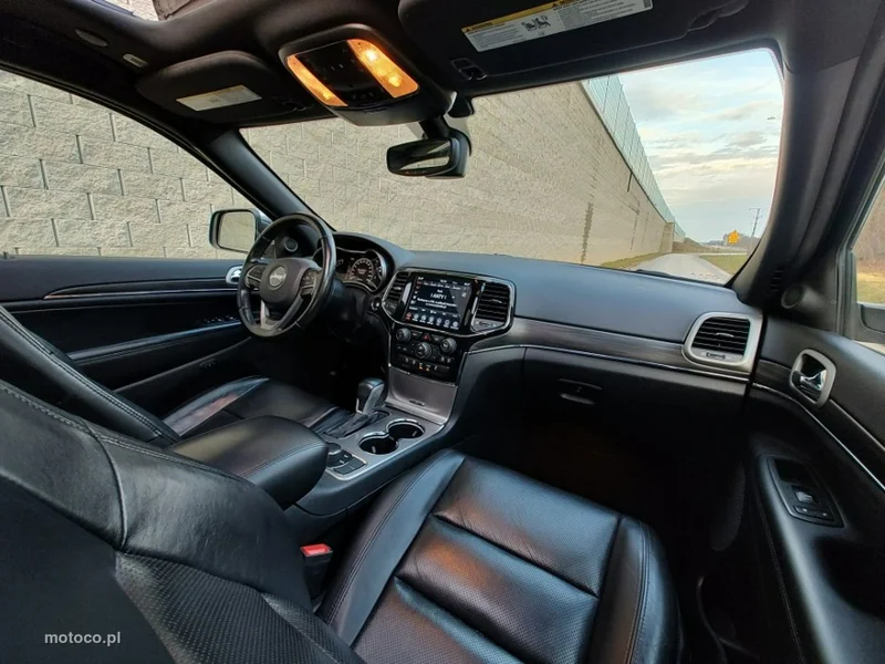 Jeep Grand Cherokee 9