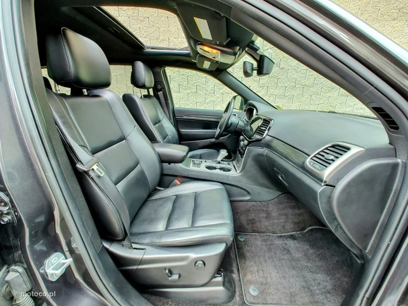 Jeep Grand Cherokee 11