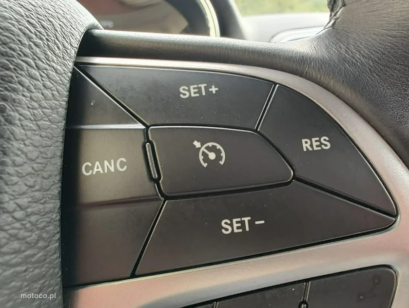 Jeep Grand Cherokee 19