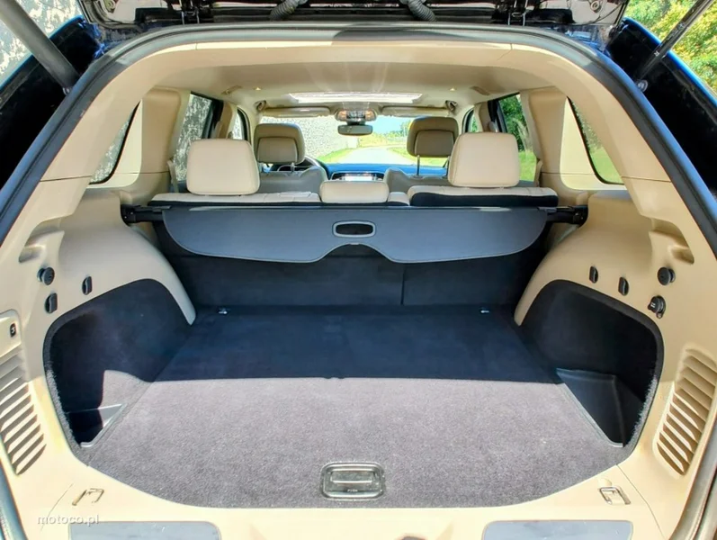 Jeep Grand Cherokee 24