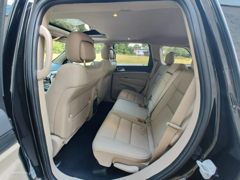 Jeep Grand Cherokee 22