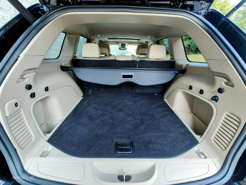 Jeep Grand Cherokee 24