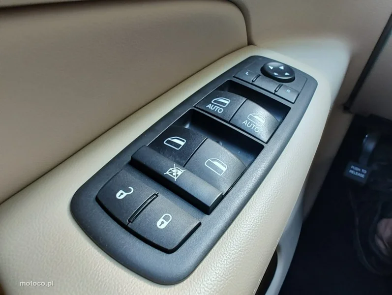 Jeep Grand Cherokee 10