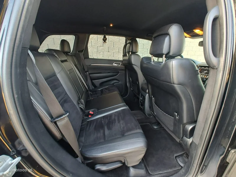 Jeep Grand Cherokee 21