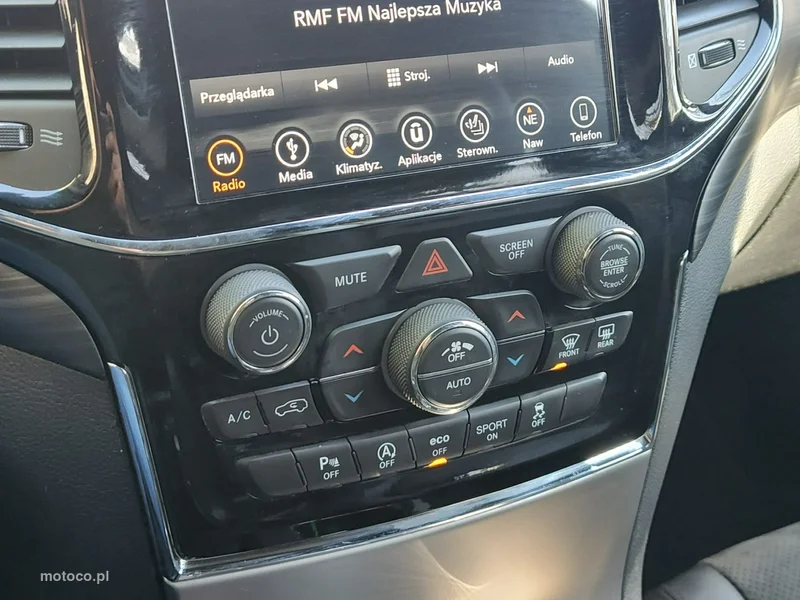 Jeep Grand Cherokee 20
