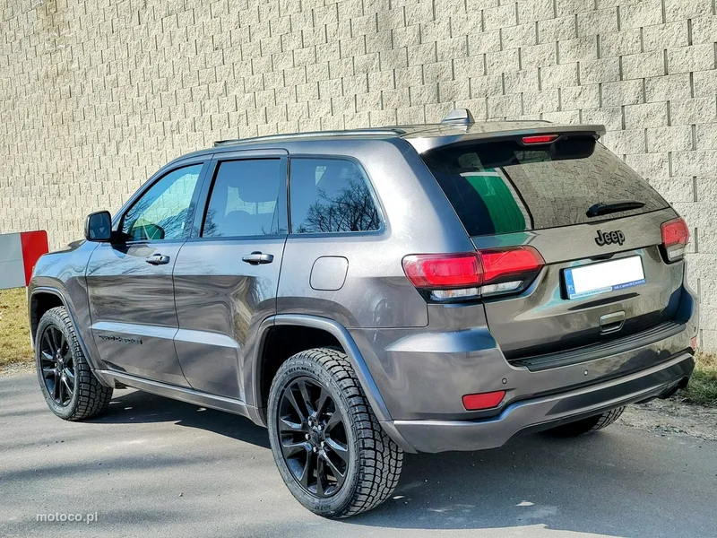 Jeep Grand Cherokee 4