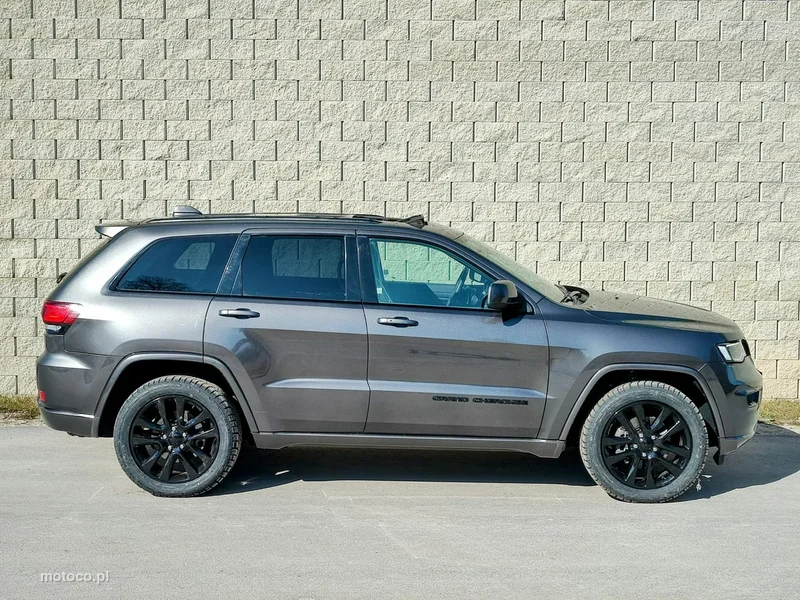 Jeep Grand Cherokee 8