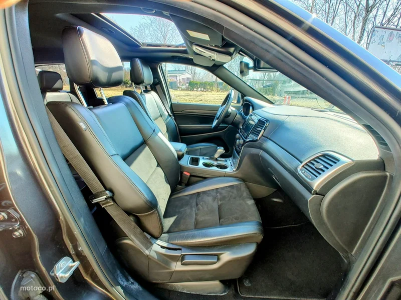 Jeep Grand Cherokee 10