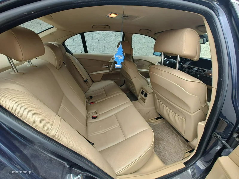 BMW Seria 5 E60 530 13